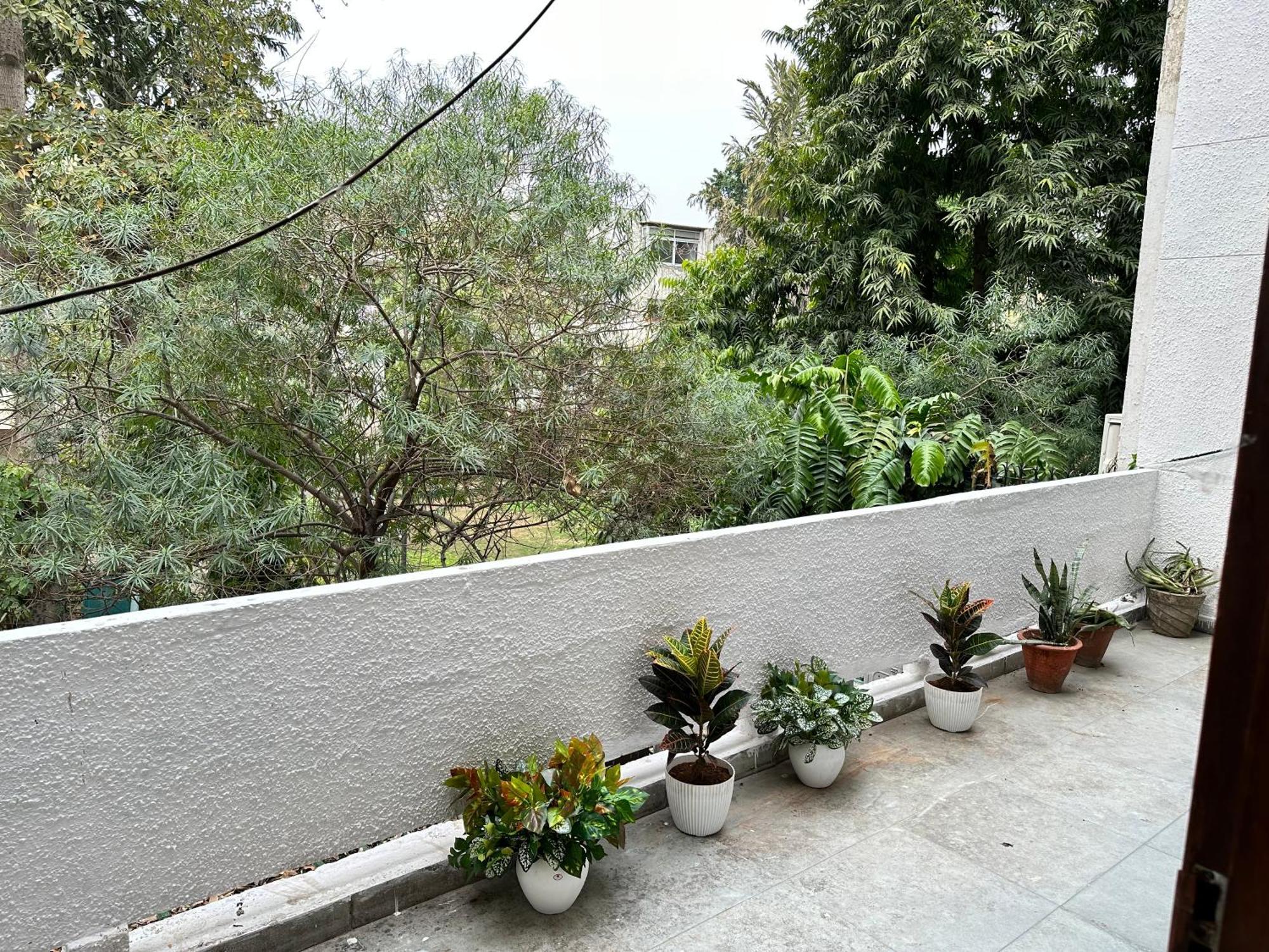 Hotel Grove Residency Hauz Khas New Delhi Couple Friendly Zewnętrze zdjęcie