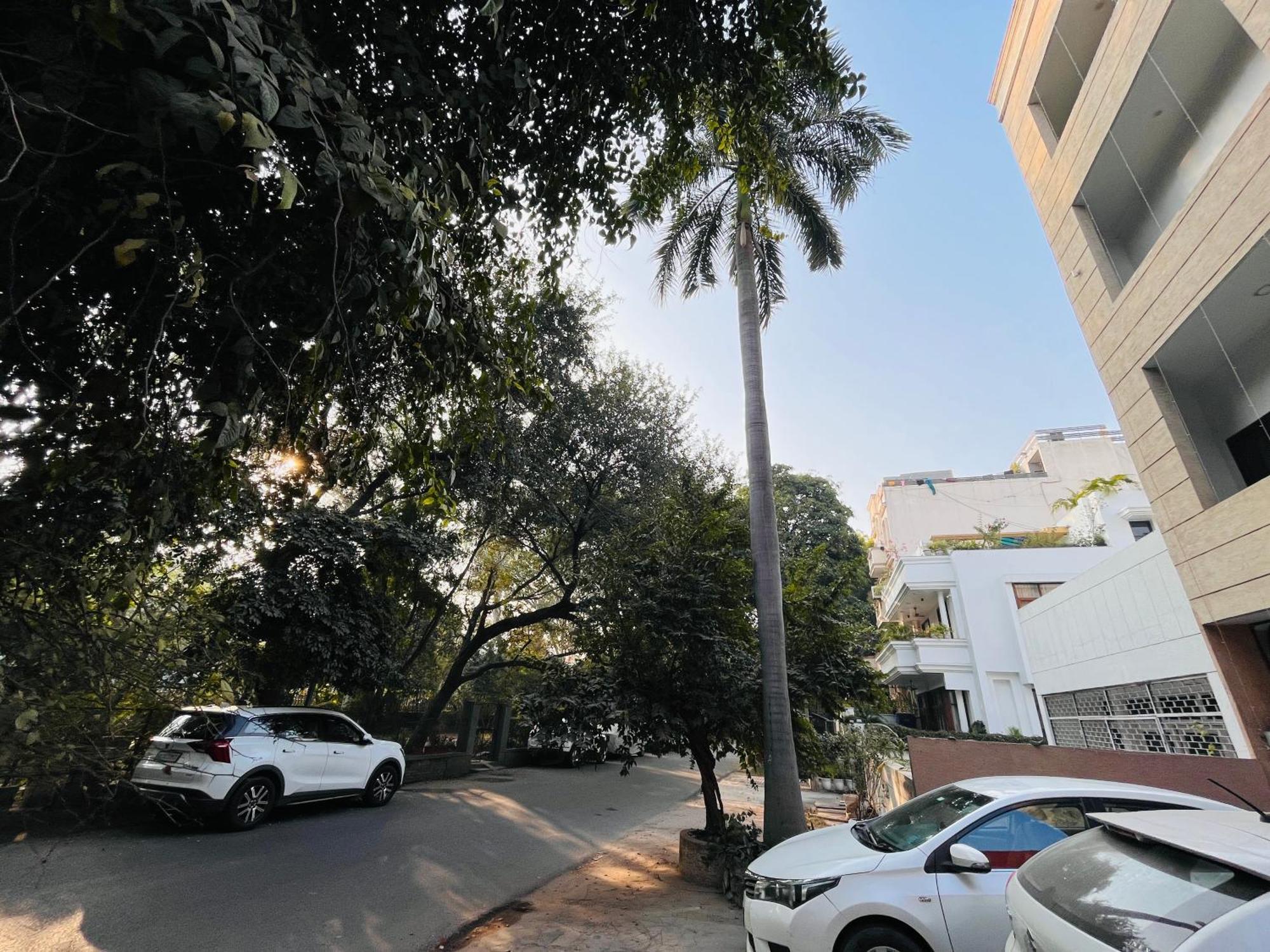 Hotel Grove Residency Hauz Khas New Delhi Couple Friendly Zewnętrze zdjęcie